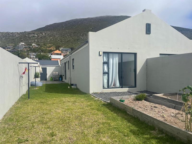 2 Bedroom Property for Sale in Kommetjie Western Cape